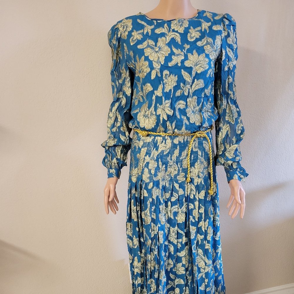 Evening gown by Raul Blanco